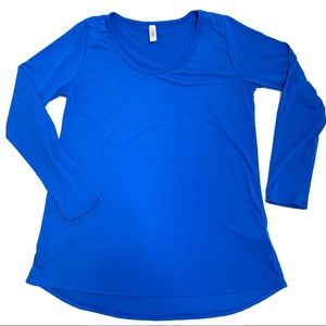 🛍LuLaRoe scoop neck women’s tunic size M